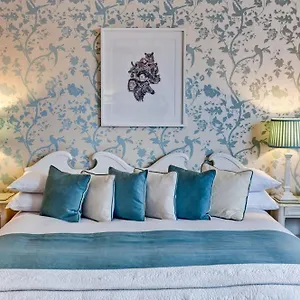 the-claremont-brighton-and-hove.brighton-hotels-england.com/