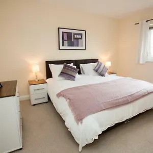 White Star Apartment